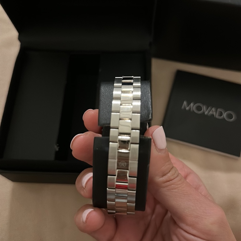 Movado watch - Picture 5 of 5